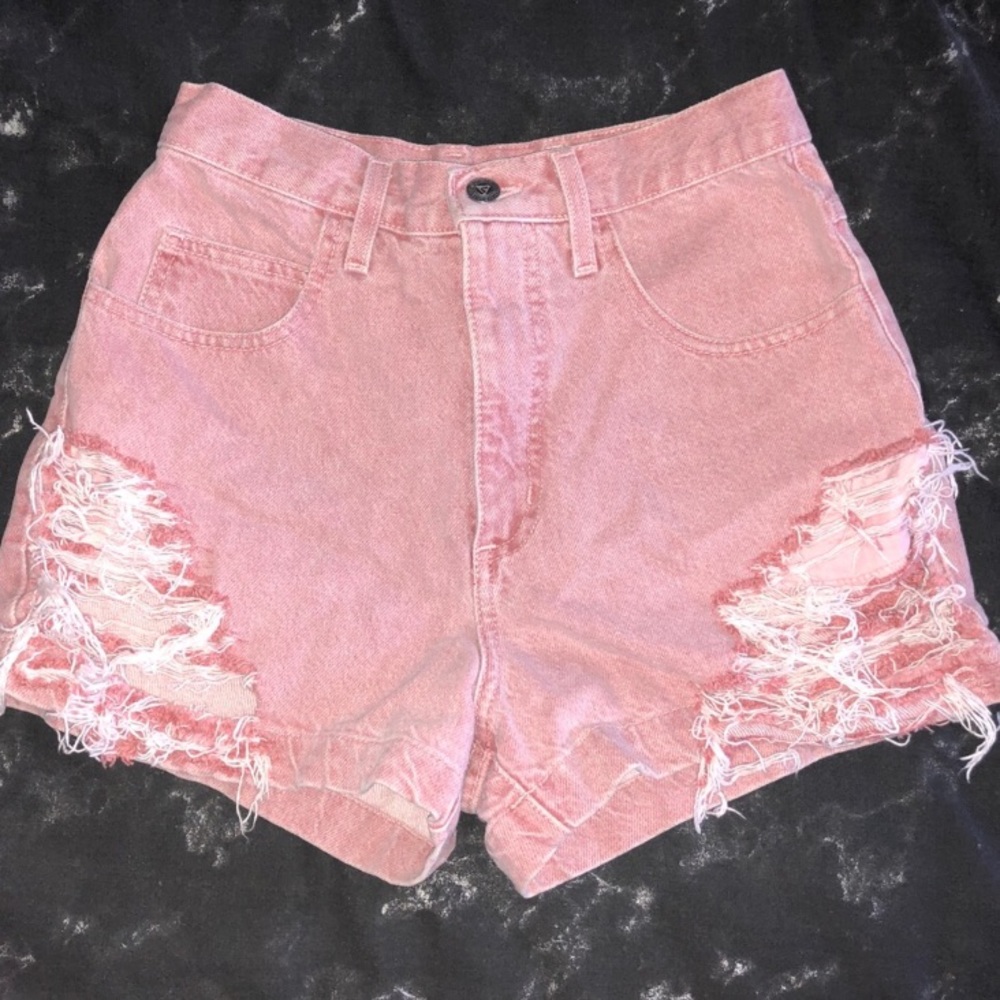 Vintage GUESS high rise jean shorts distressed